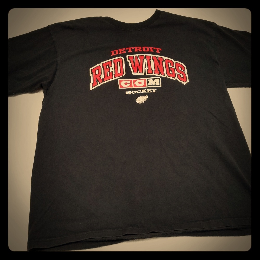 Detroit Red Wings-CCM black Tee Shirt
